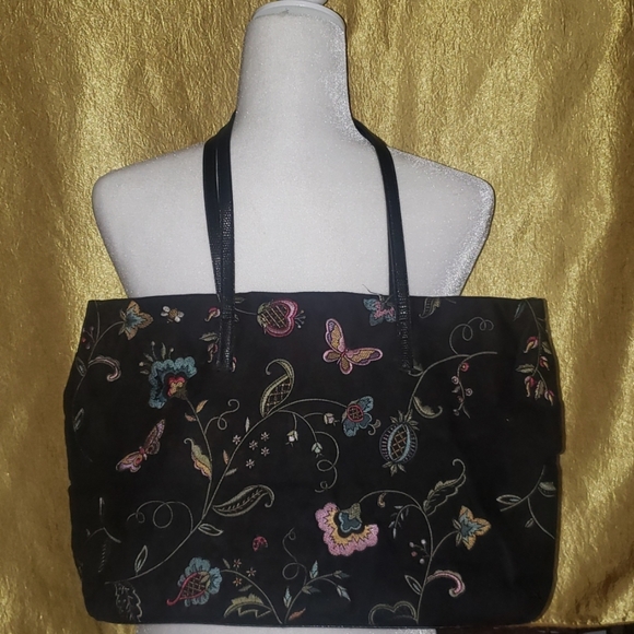 Bueno Handbags - Bueno floral summer satchel